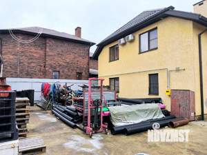 Дом 188м&sup2;, 2-этажный, участок 8 сот.  