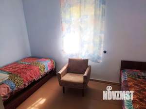 Дом 60м&sup2;, 2-этажный, участок 6 сот.  