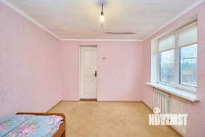 Дом 100м&sup2;, 2-этажный, участок 8 сот.  