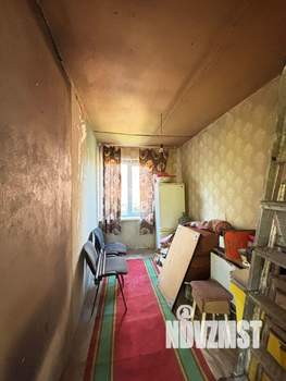 Дом 40м&sup2;, 2-этажный, участок 4 сот.  