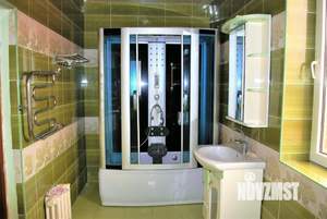 Дом 313м², 2-этажный, участок 11 сот.  