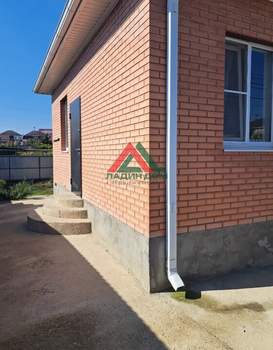 Дом 62м&sup2;, 2-этажный, участок 2 сот.  