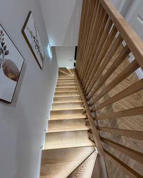 Дом 90м&sup2;, 2-этажный, участок 1 сот.  