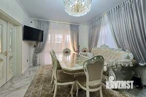 Дом 156м&sup2;, 2-этажный, участок 3 сот.  