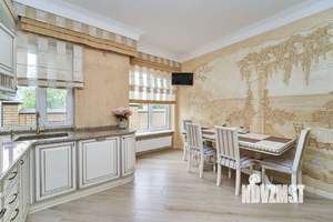 Дом 172м², 2-этажный, участок 7 сот.  