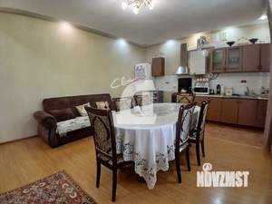Дом 320м², 2-этажный, участок 8 сот.  