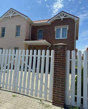 Дом 129м&sup2;, 3-этажный, участок 3 сот.  