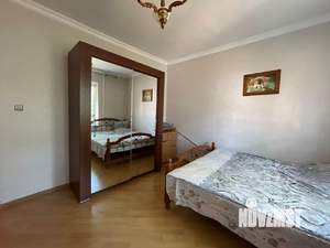 Дом 208м², 2-этажный, участок 8 сот.  