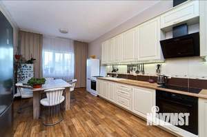 Дом 194м&sup2;, 2-этажный, участок 12 сот.  