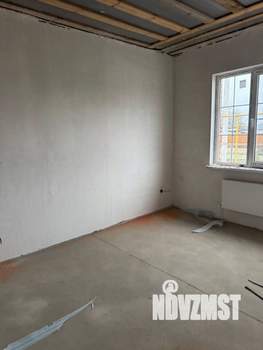 Дом 100м&sup2;, 1-этажный, участок 4 сот.  