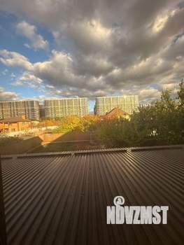 Коттедж 385м&sup2;, 3-этажный, участок 10 сот.  