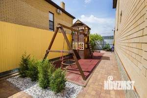 Дом 152м&sup2;, 2-этажный, участок 4 сот.  