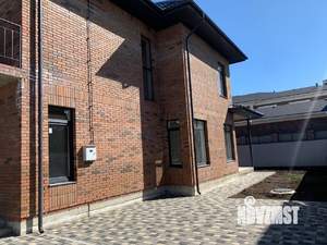 Дом 145м&sup2;, 2-этажный, участок 4 сот.  