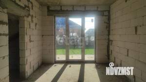 Дом 180м&sup2;, 2-этажный, участок 6 сот.  