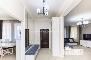 Дом 195м&sup2;, 2-этажный, участок 5 сот.  