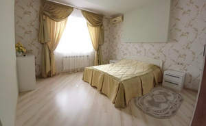 Дом 253м&sup2;, 2-этажный, участок 11 сот.  