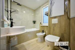 Дом 161м&sup2;, 2-этажный, участок 10 сот.  