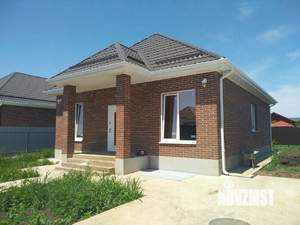 Дом 100м&sup2;, 2-этажный, участок 4 сот.  