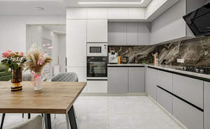 Дом 160м&sup2;, 2-этажный, участок 5 сот.  