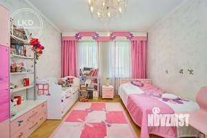 Дом 260м², 3-этажный, участок 5 сот.  