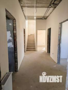 Коттедж 196м&sup2;, 2-этажный, участок 5 сот.  