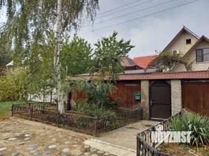 Дом 140м&sup2;, 2-этажный, участок 6 сот.  