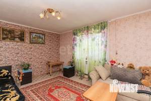 Дом 197м&sup2;, 3-этажный, участок 4 сот.  