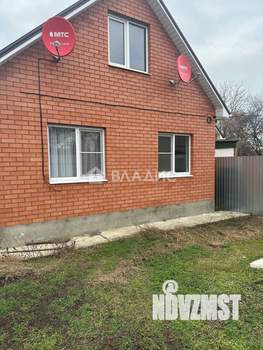 Дом 97м&sup2;, 2-этажный, участок 3 сот.  