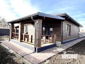 Коттедж 150м&sup2;, 1-этажный, участок 6 сот.  