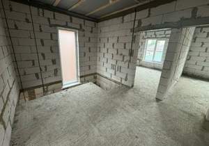 Дом 220м&sup2;, 2-этажный, участок 4 сот.  