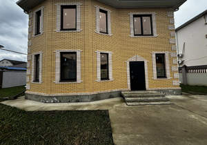 Дом 195м&sup2;, 2-этажный, участок 5 сот.  