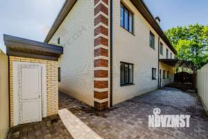 Дом 545м², 2-этажный, участок 6 сот.  