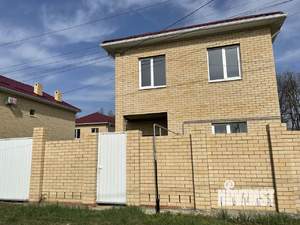 Дом 140м², 2-этажный, участок 3 сот.  
