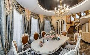 Дом 254м&sup2;, 2-этажный, участок 7 сот.  