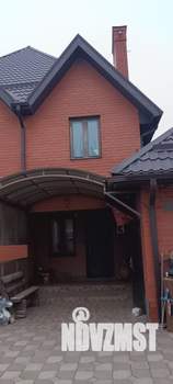 Коттедж 220м&sup2;, 2-этажный, участок 12 сот.  