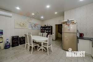 Дом 140м², 2-этажный, участок 4 сот.  