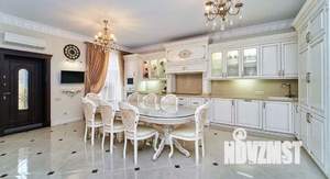 Дом 342м&sup2;, 2-этажный, участок 8 сот.  