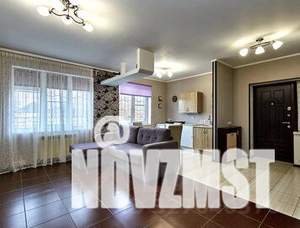 Дом 70м&sup2;, 2-этажный, участок 6 сот.  