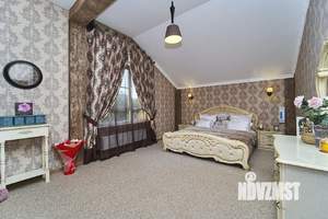 Дом 203м&sup2;, 2-этажный, участок 5 сот.  