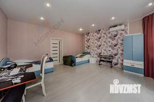 Дом 140м², 2-этажный, участок 4 сот.  