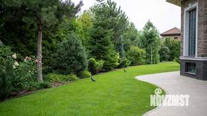 Коттедж 800м², 3-этажный, участок 15 сот.  