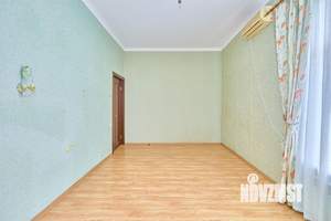 Дом 208м², 2-этажный, участок 8 сот.  