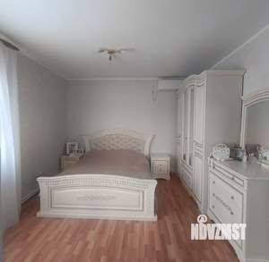 Дом 165м&sup2;, 2-этажный, участок 4 сот.  