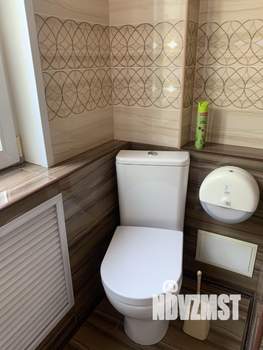 Дом 180м&sup2;, 2-этажный, участок 6 сот.  