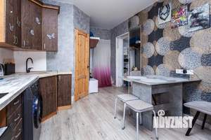 Дом 45м², 2-этажный, участок 6 сот.  