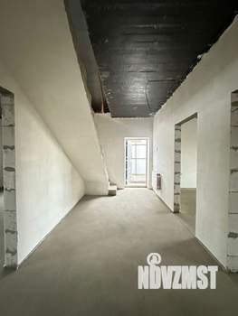 Дом 130м&sup2;, 2-этажный, участок 3 сот.  