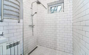 Дом 135м&sup2;, 2-этажный, участок 5 сот.  