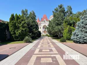 Дом 650м², 3-этажный, участок 30 сот.  