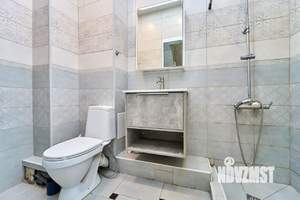 Дом 130м&sup2;, 2-этажный, участок 2 сот.  