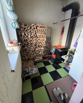 Дом 80м&sup2;, 2-этажный, участок 4 сот.  